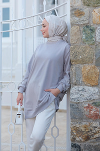 Kolları Çicek Nakışlı Tunik Gri