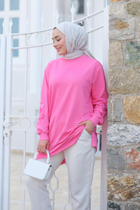 Kolları Çicek Nakışlı Tunik Pembe