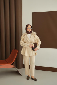 Kolları Fermuar Detay Takım Krem