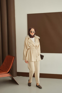 Kolları Fermuar Detay Takım Krem