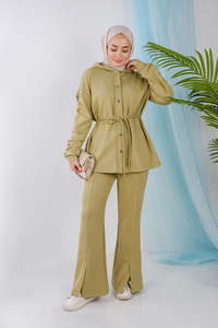 Kolları Fırfır Detaylı Takım Fıstık Yeşil