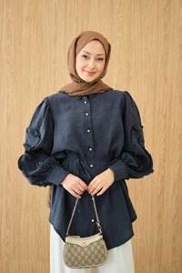 Kolları Fırfırlı Bel Bağlamalı Gömlek Lacivert