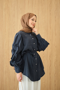 Kolları Fırfırlı Bel Bağlamalı Gömlek Lacivert