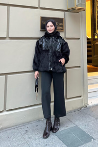 Kolları Peluş Detay Mont Siyah