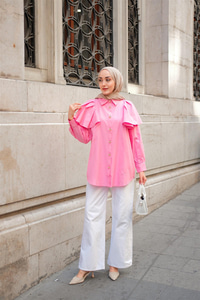 Kolları Valonlu Düğme Detaylı Gömlek Pembe