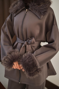 Kolları Ve Yakası Kürk Detay Takım Antrasit