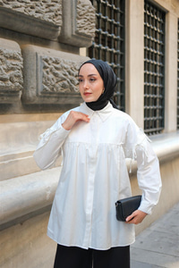 Kolu Bağcık Detaylı Fiyonklu Gömlek Beyaz