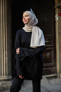 Kolu Bağcık Detaylı Tunik Siyah