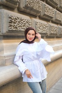 Kolu Fırfırlı Gömlek Beyaz