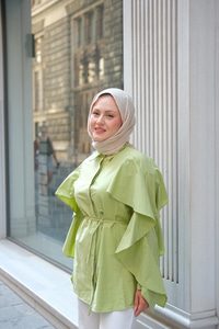 Kolu Fırfırlı Gömlek Fıstık Yeşil