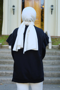 Kolu Fırfırlı Tunik Siyah