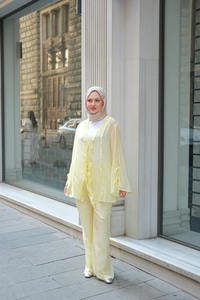 Kolu Kurdele Detay Takım Sarı