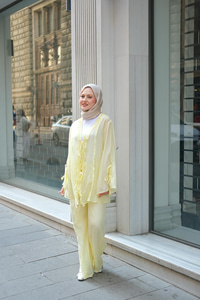 Kolu Kurdele Detay Takım Sarı