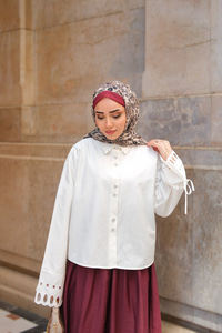 Kolu Nakışlı Gömlek Ekru