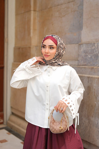 Kolu Nakışlı Gömlek Ekru