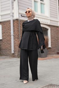 Kolu Parça Detaylı Takım Siyah