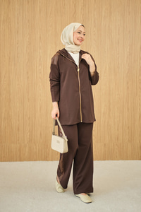 Kontrast Garni Detaylı Takım Kahverengi