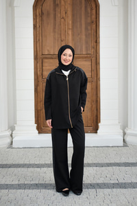 Kontrast Garni Detaylı Takım Siyah