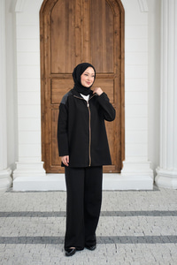 Kontrast Garni Detaylı Takım Siyah