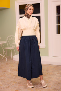 Kontrast Renkli Bluzlu Takım Bej