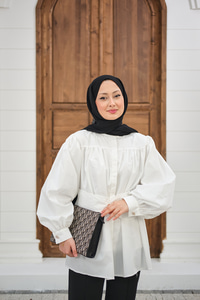 Korsaj Kemer Detaylı Büzgülü Gömlek Beyaz