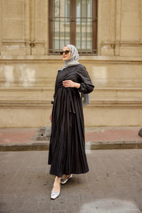 Kraş Büzgülü Yan Bağlamalı Elbise Siyah