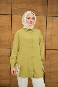 Krinkıl Kumaş Düğme Detay Gömlek Yağ Yeşil