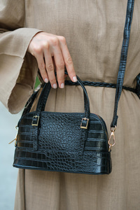 Krokanlı Çanta Siyah