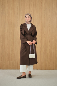 Kruvaze Yaka Bel Bağlamalı Çift Cepli Trenç Kahverengi