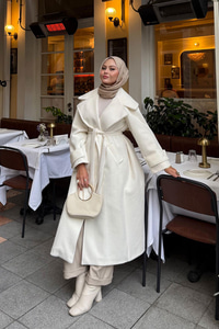 Kruvaze Yaka Bel Bağlamalı Kaban Ekru