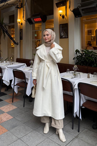 Kruvaze Yaka Bel Bağlamalı Kaban Ekru