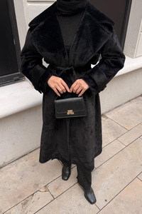 Kruvaze Yaka Bel Bağlamalı Kaban Siyah