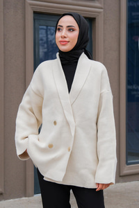 Kruvaze Yaka Gold Düğmeli Kalın Hırka Beyaz