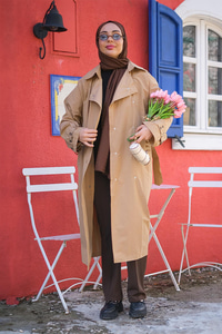 Kruvaze Yaka Kemeri Zımbalı Uzun Trençkot Vizon