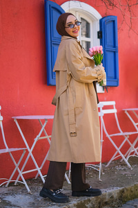 Kruvaze Yaka Kemeri Zımbalı Uzun Trençkot Vizon