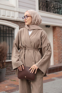 Kruvaze Yaka Keten Takım  Vizon