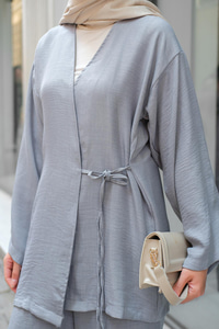 Kruvaze Yaka Takım Gri