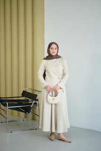 Kruvaze Yaka Takım Krem