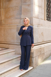 Kruvaze Yaka Takım Lacivert