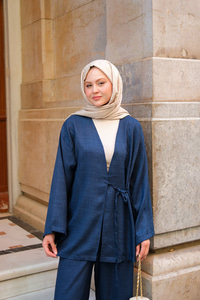 Kruvaze Yaka Takım Lacivert