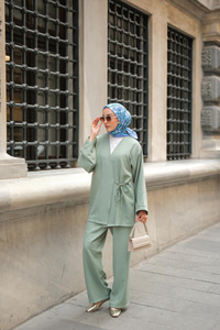 Kruvaze Yaka Takım Mint Yeşil