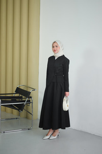 Kruvaze Yaka Takım Siyah