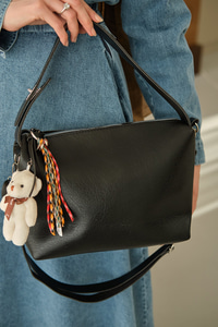 Küçük Ayıcık Ve Püskül Detay Çanta Siyah