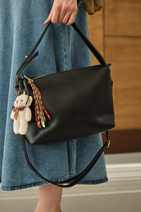 Küçük Ayıcık Ve Püskül Detay Çanta Siyah