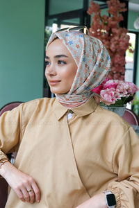 Uygun Fiyatlı KUCUK CICEK DESEN ESARP | Loccomoda.com 