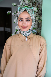 Uygun Fiyatlı KUCUK CICEK DESEN ESARP | Loccomoda.com 