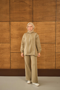 Kup Detay Biyeli Takım Fıstık Yeşil