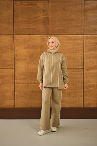 Kup Detay Biyeli Takım Fıstık Yeşil