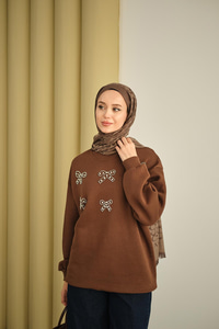 Kurdelesi Taş Detay Sweat Kahverengi