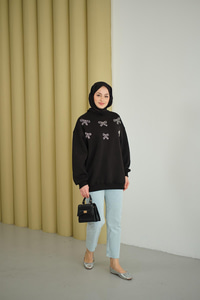 Kurdelesi Taş Detay Sweat Siyah